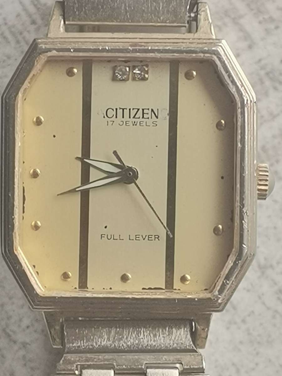 VINTAGE CITIZEN MENS WATCH IN EXCELLENT WORKING CONDITION
