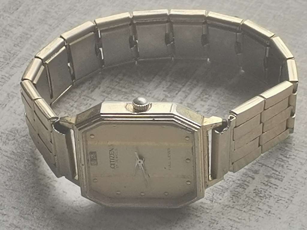 VINTAGE CITIZEN MENS WATCH IN EXCELLENT WORKING CONDITION