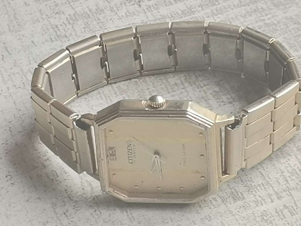 VINTAGE CITIZEN MENS WATCH IN EXCELLENT WORKING CONDITION