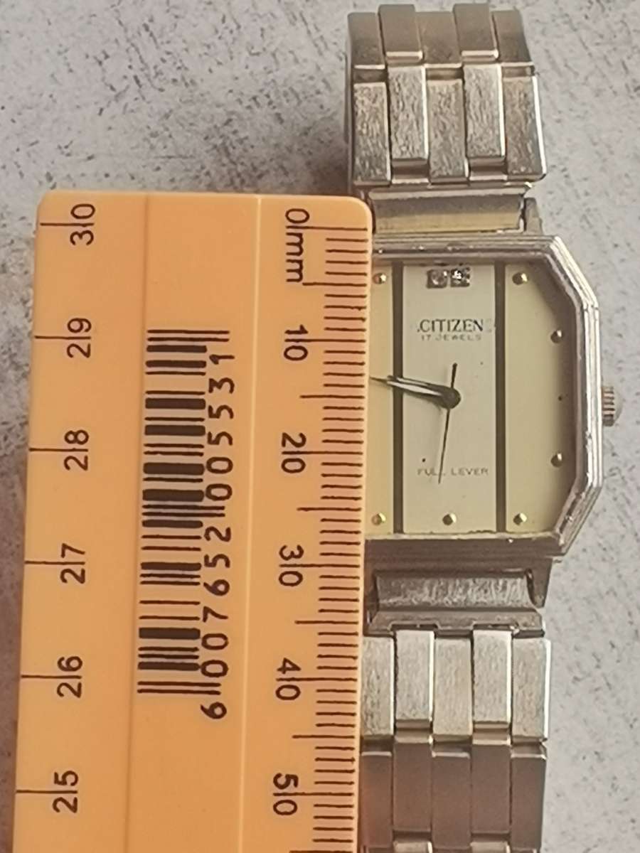 VINTAGE CITIZEN MENS WATCH IN EXCELLENT WORKING CONDITION