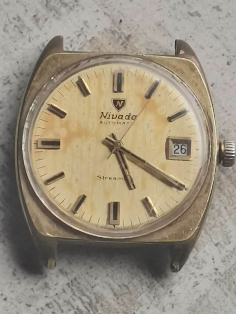 NIVADA MENS AUTOMATIC WATCH