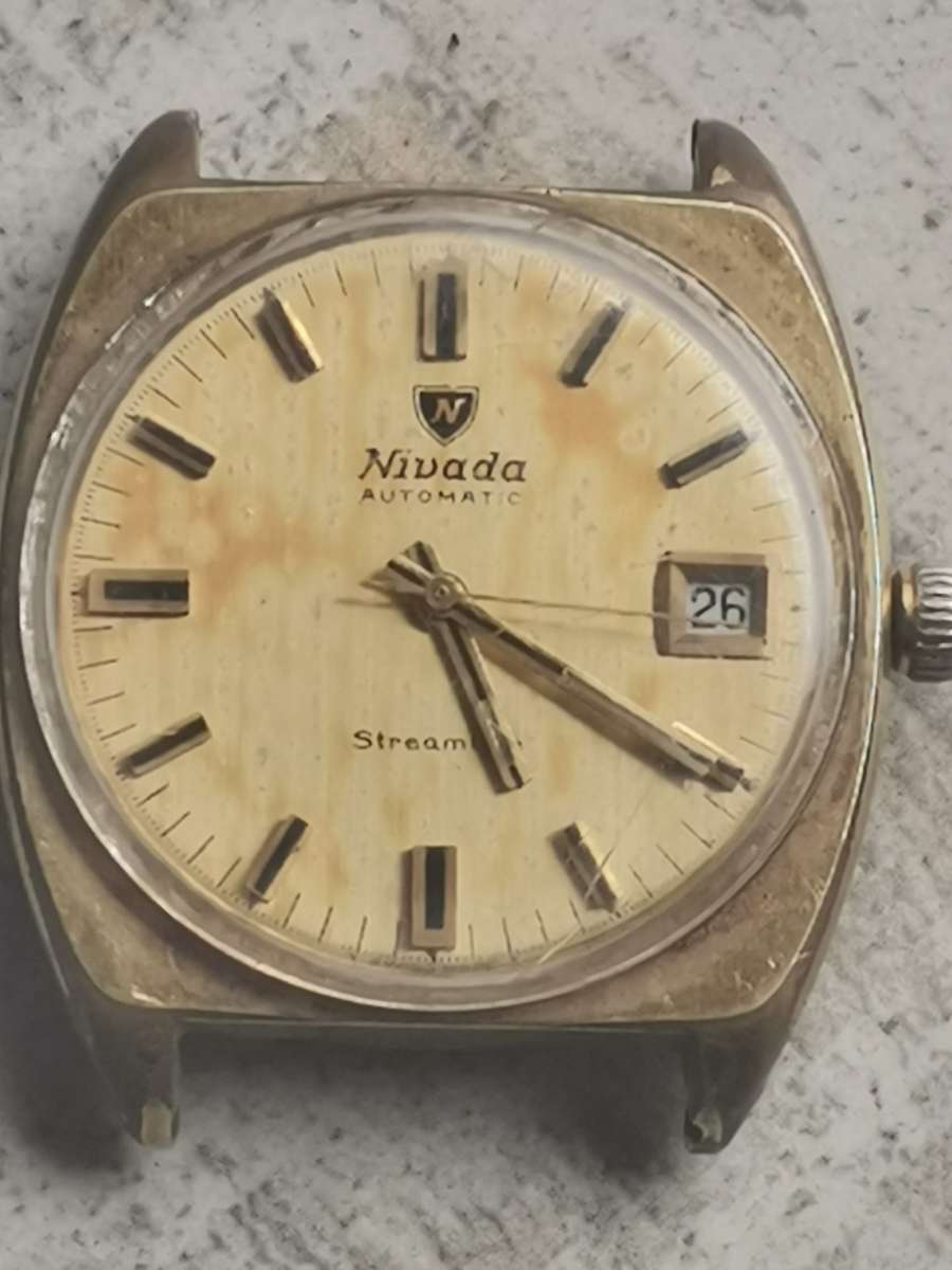 NIVADA MENS AUTOMATIC WATCH