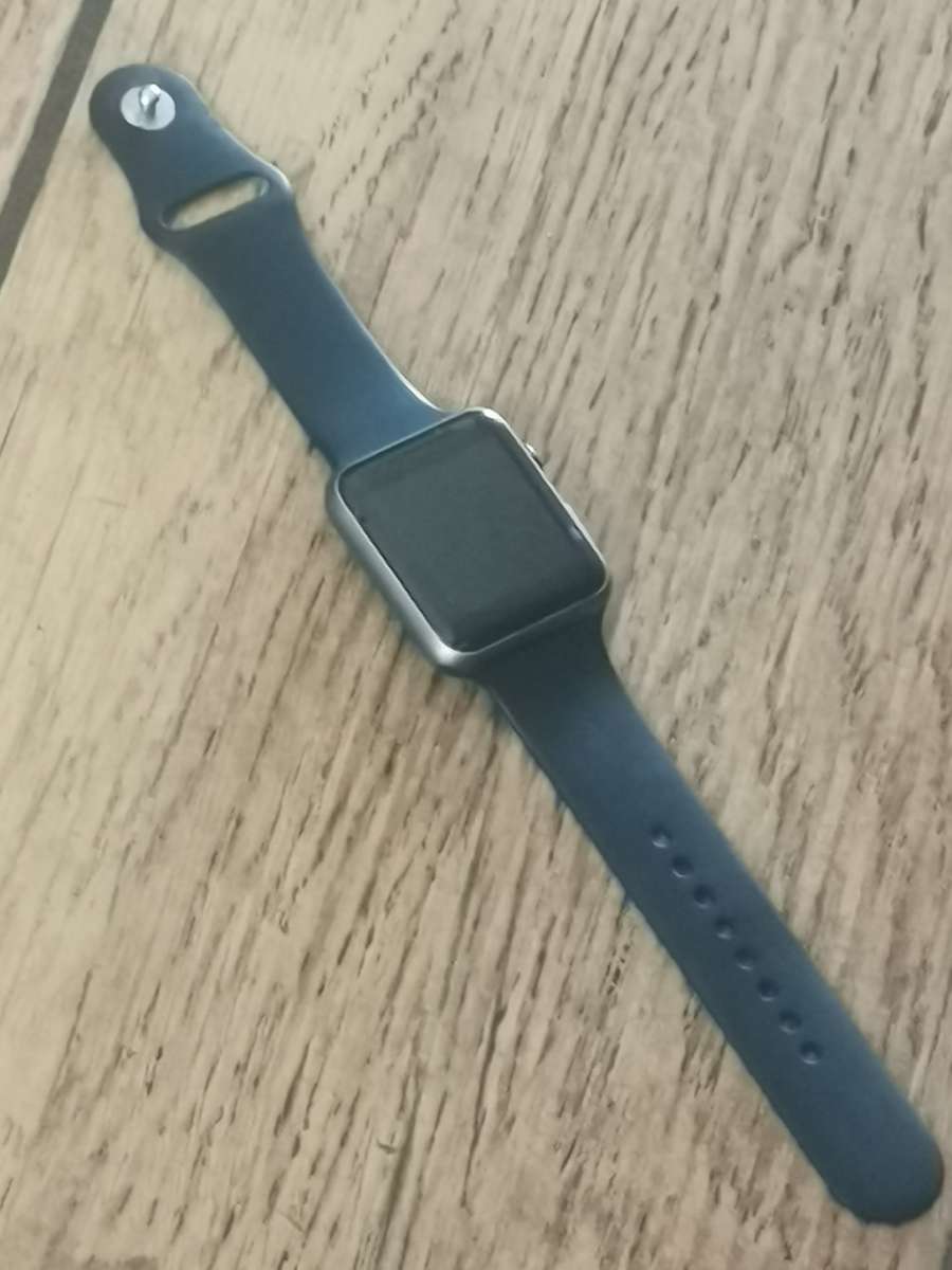 APPLEWATCH 6063 SERIES - UNTESTED NO CHARGER SELLING AS IS