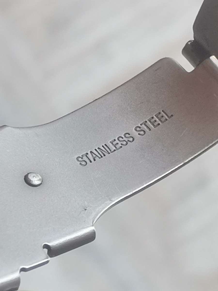 VICE VERSA MENS STAINLESS STEEL WATCH IN EXCELLENT WORKING CONDITION