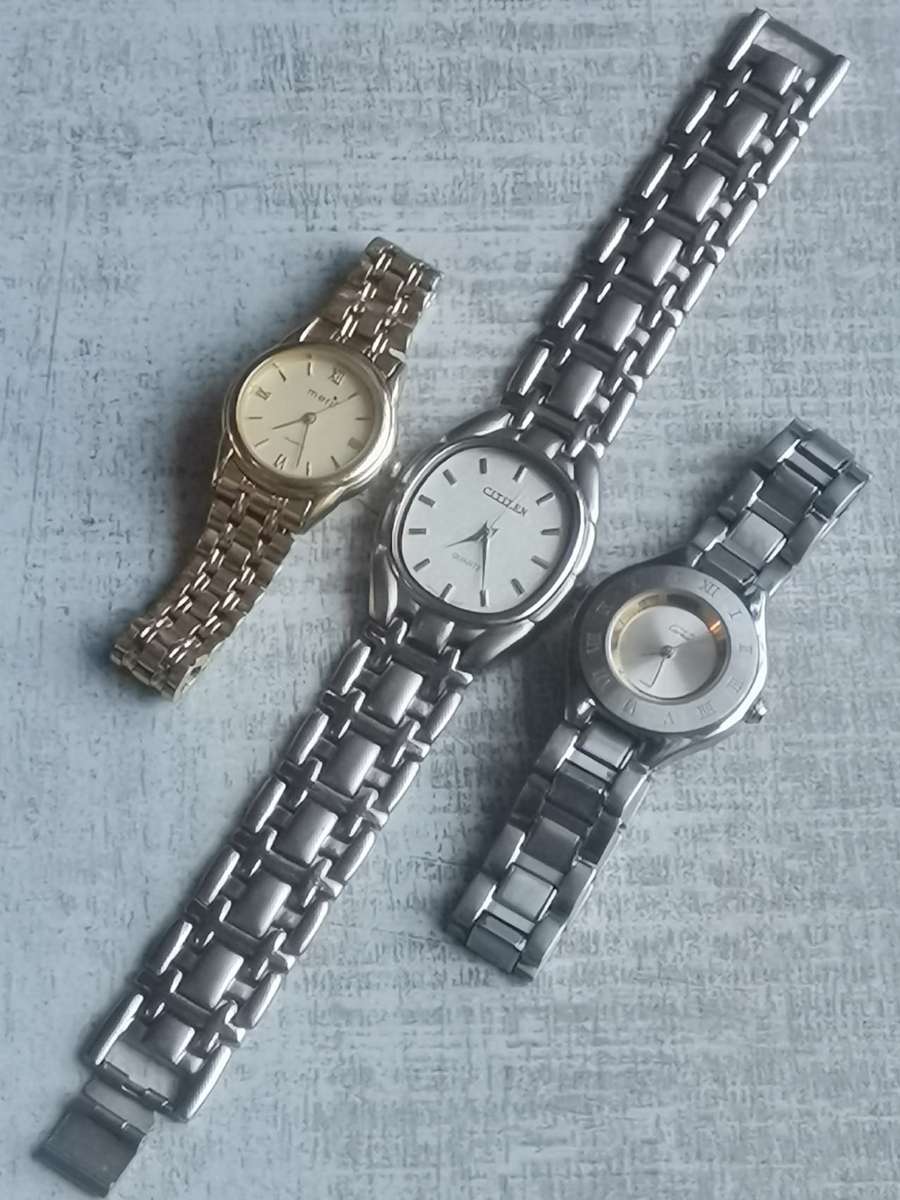 LADIES WATCH COLLECTION ALL IN EXCELLENT WORKING CONDITION - BIDDING FOR ALL 3 WATCHES