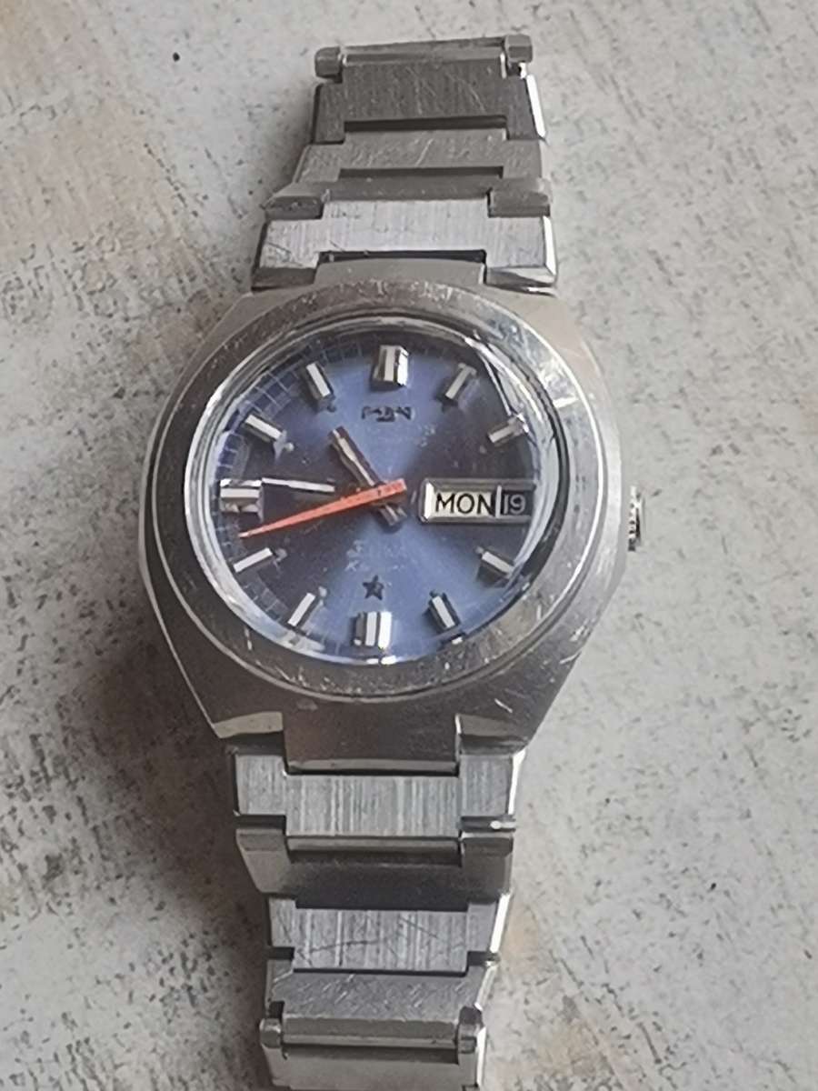 MENS TECHNOS AUTOMATIC WATCH WITH DAY/DATE FUNCTION IN EXCELLENT WORKING CONDITION