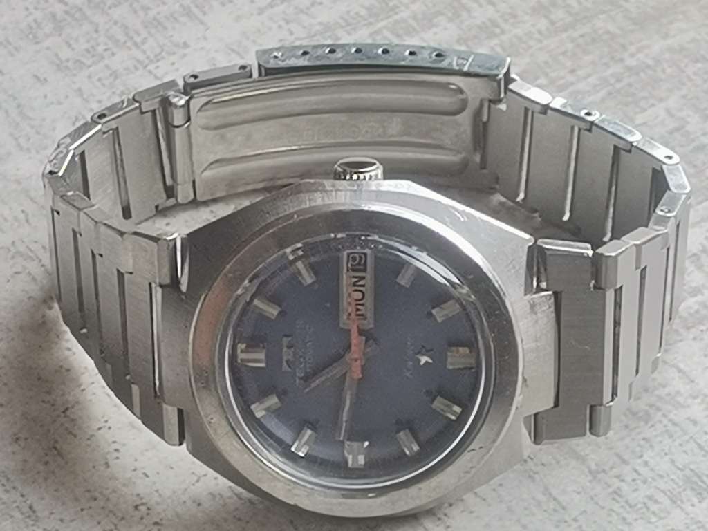MENS TECHNOS AUTOMATIC WATCH WITH DAY/DATE FUNCTION IN EXCELLENT WORKING CONDITION