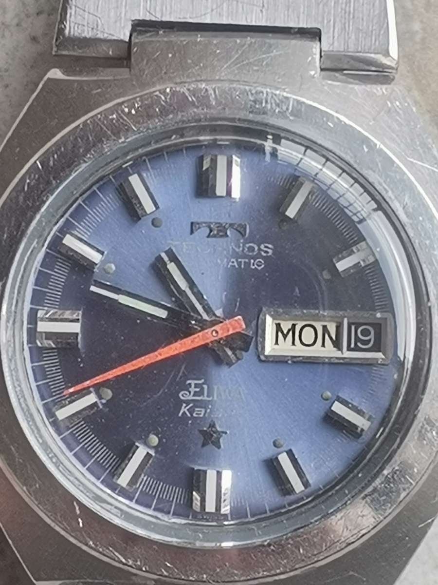 MENS TECHNOS AUTOMATIC WATCH WITH DAY/DATE FUNCTION IN EXCELLENT WORKING CONDITION