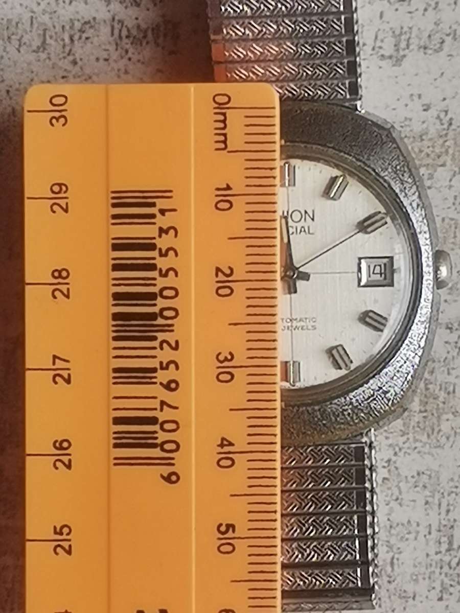 VINTAGE MENS SWISS MADE UNION SPECIAL AUTOMATIC WATCH IN EXCELLENT WORKING CONDITION