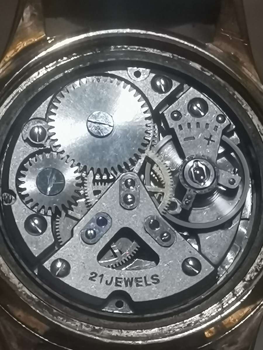 VINTAGE MID-CENTURY BUHRER 21 JEWELS MENS  20 MICRON GOLD SWISS WATCH