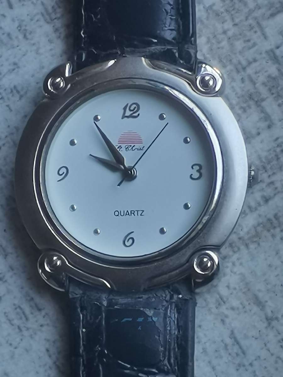 2 x MENS WATCHES IN EXCELLENT WORKING CONDITION - BIDDING FOR BOTH