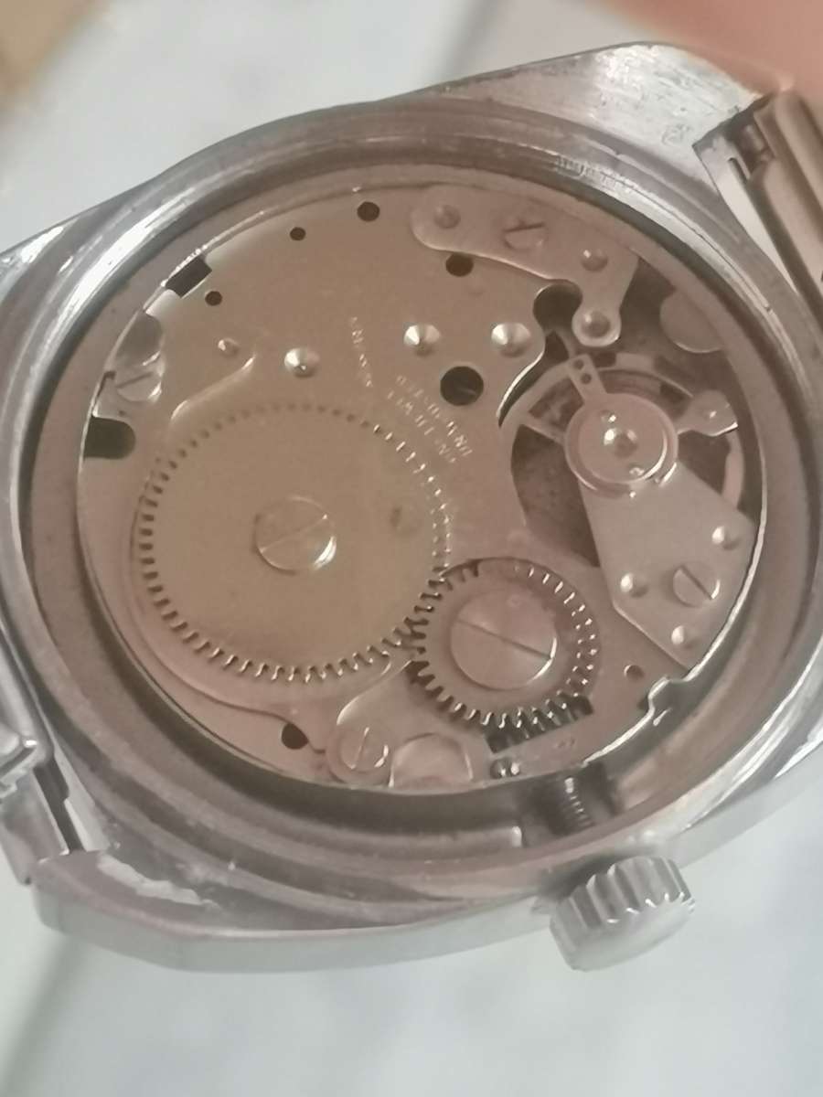 VINTAGE GTIMER DELUXE MENS SWISS MADE WATCH IN EXCELLENT WORKING CONDITION