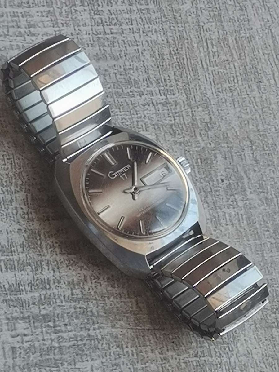 VINTAGE GTIMER DELUXE MENS SWISS MADE WATCH IN EXCELLENT WORKING CONDITION