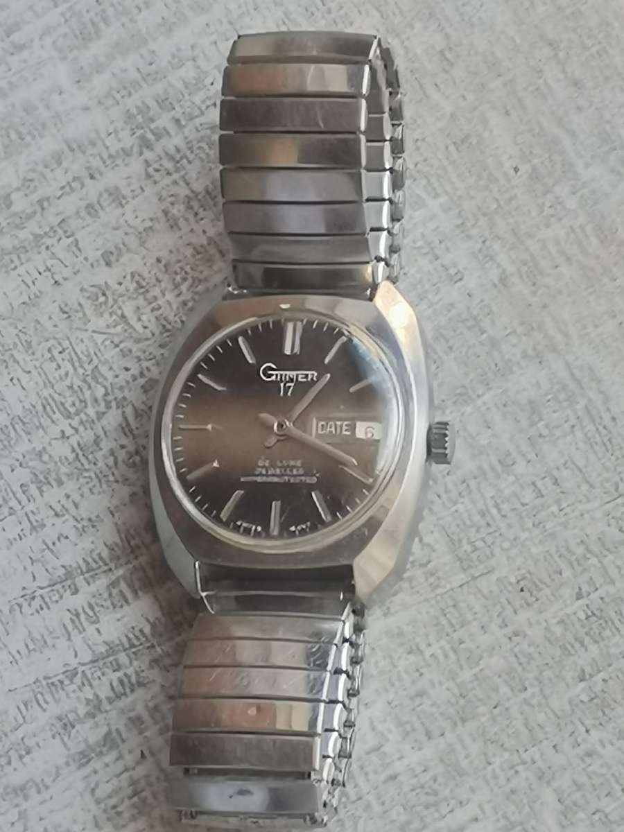 VINTAGE GTIMER DELUXE MENS SWISS MADE WATCH IN EXCELLENT WORKING CONDITION