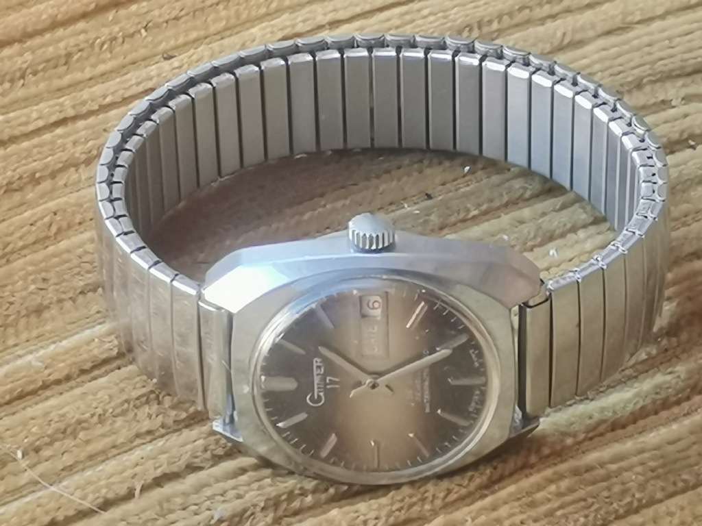 VINTAGE GTIMER DELUXE MENS SWISS MADE WATCH IN EXCELLENT WORKING CONDITION