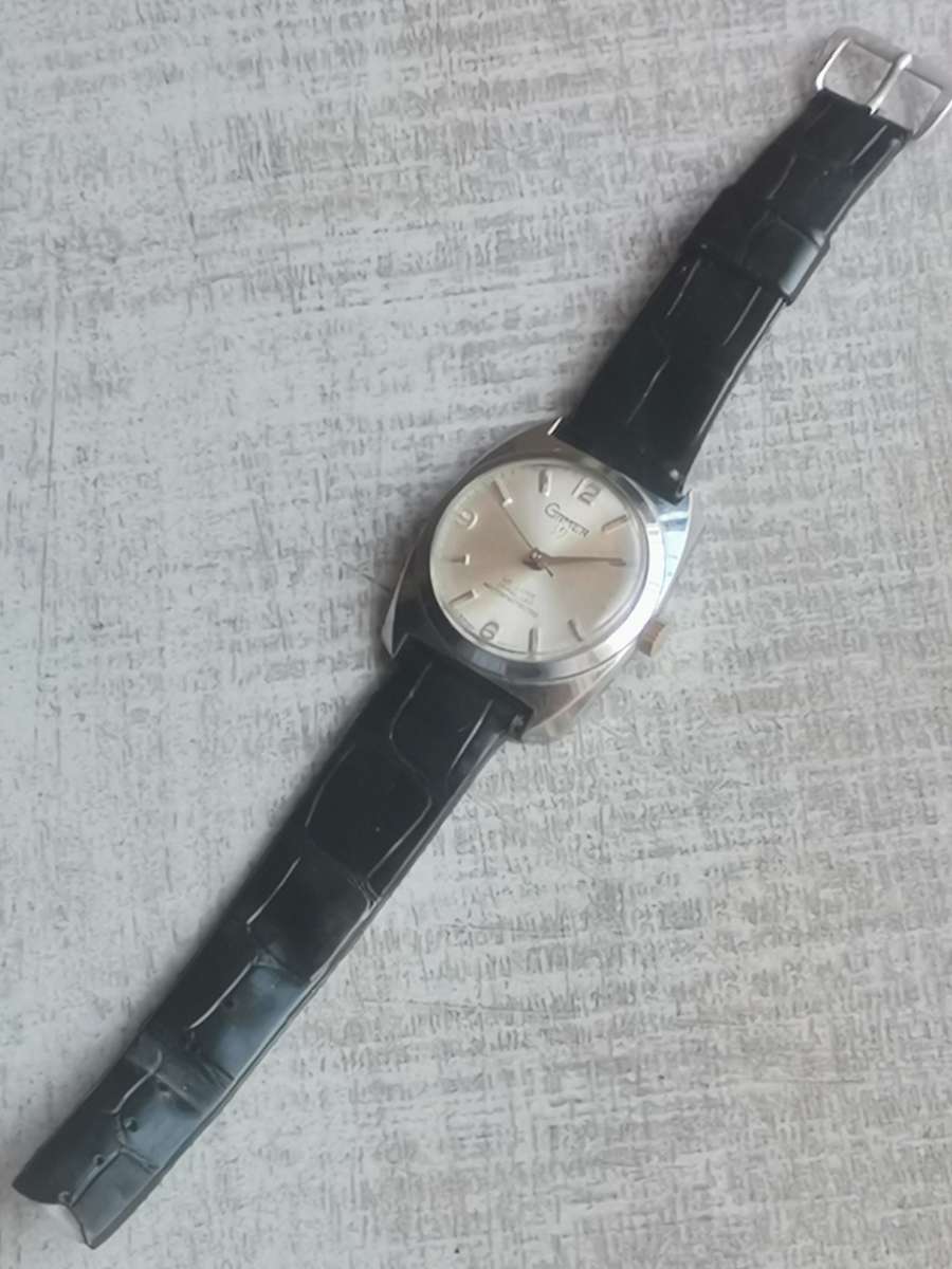 VINTAGE GTIMER DELUXE MENS SWISS MADE WATCH IN EXCELLENT WORKING CONDITION