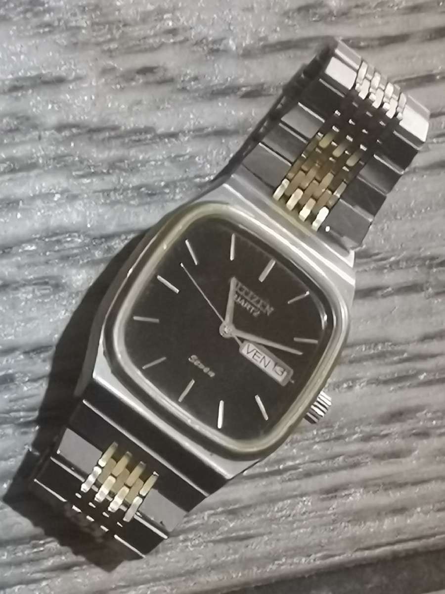 VINTAGE CITIZEN SEVEN MENS WATCH IN EXCELLENT WORKING CONDITION