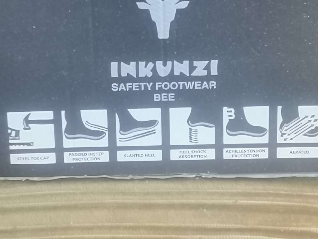 INKUNZI MENS SAFETY BOOT SIZE 6 - NEW IN BOX