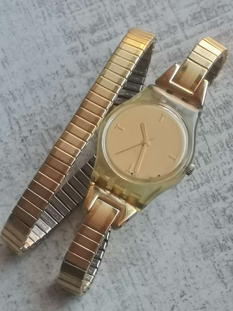 LADIES SWATCH WATCH