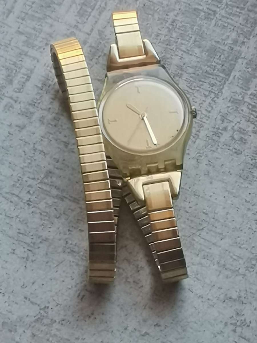 LADIES SWATCH WATCH