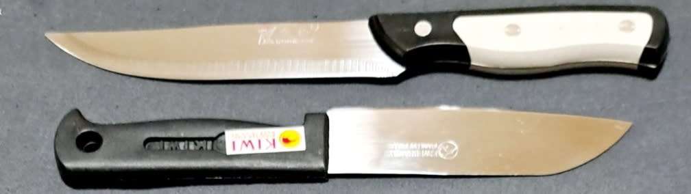 NEW SET OF 7 KITCHEN KNIVES PLUS POCKET KNIFE - BIDDING FOR ALL