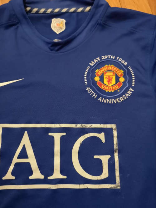 Mancherster United 4 Jersey Bundle (3 Medium + 1 Large)