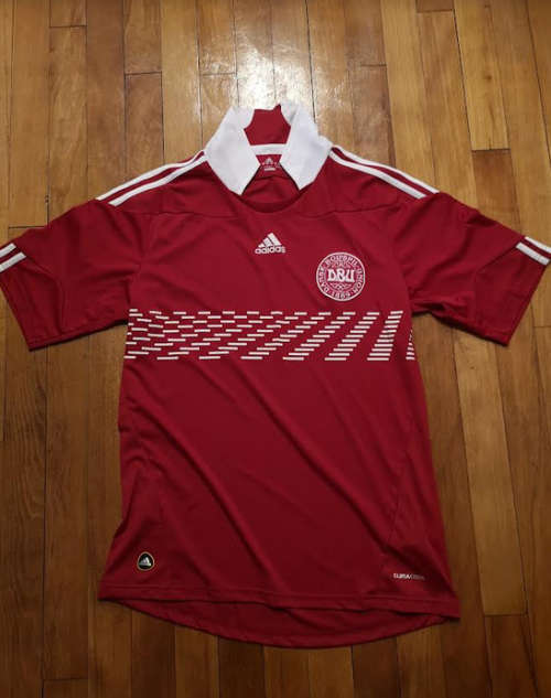 Vintage Denmark Football Jersey (Medium)