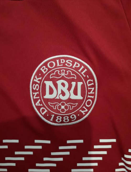 Vintage Denmark Football Jersey (Medium)