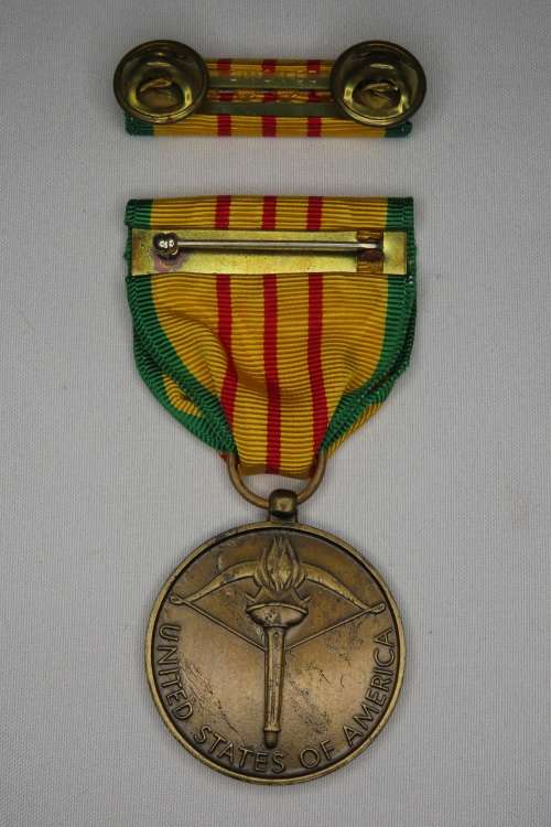 Vietnam Service War Medal, in original box with Ribbon and Bar, USA