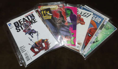 Comic Book Collector`s Basic Starter Kit, Album with Collector Pages