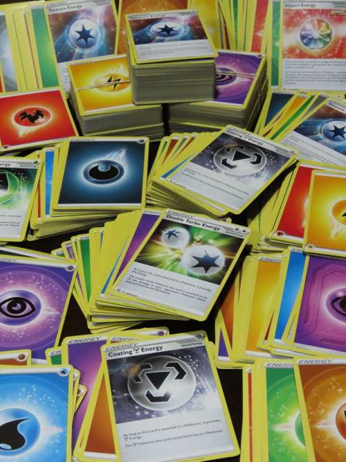 Lot of 100+ Pokemon Energy Cards