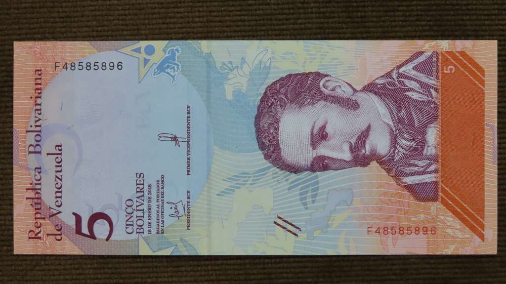 Venezuela 5 Bolivares 2018 Crisp UNC  p102