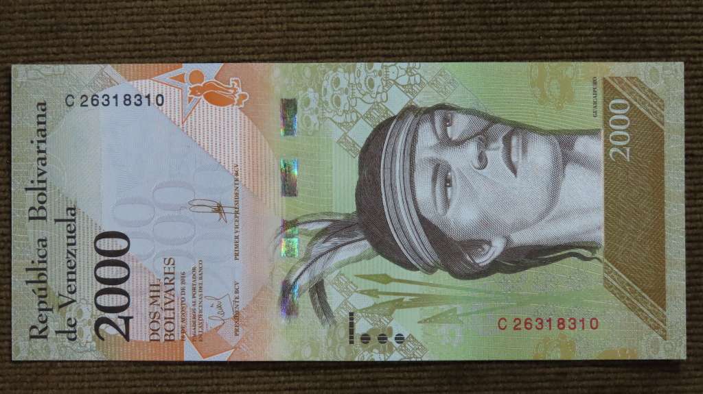 Venezuela 2000 Bolivares 2016 Crisp UNC p96