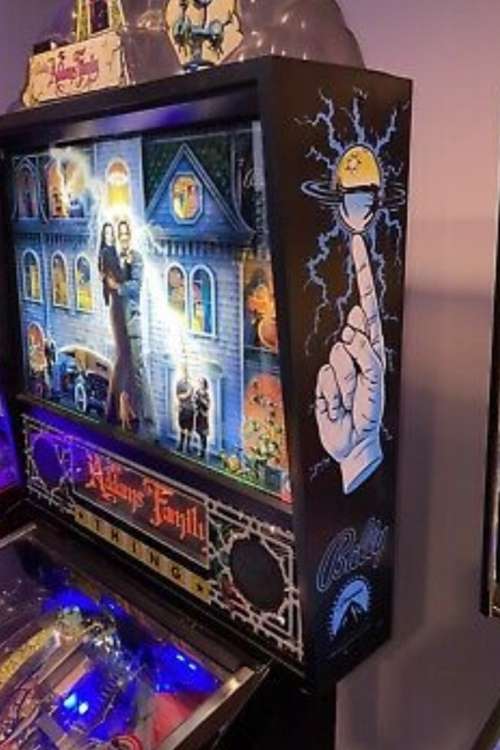 Pinball machine