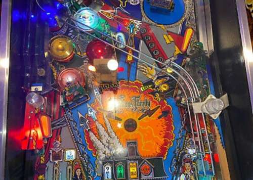 Pinball machine