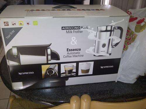 NESPRESSO ESSENZA WITH FROTH MAKER R500 Coffee