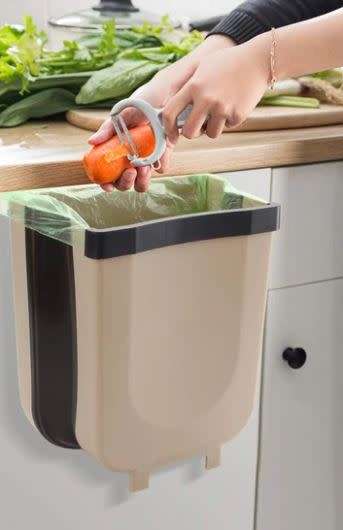 Foldable trash can - use in kitchen, car, bathroom, dining room etc!!