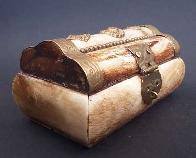 Gorgeous Little Box with Brass Detail and Latch  (Bone/Ivory)