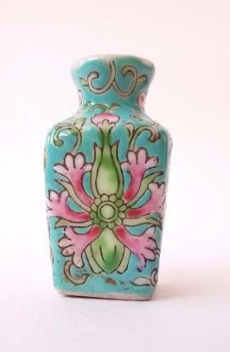 Miniature Oriental Porcelain Pot in perfect condition