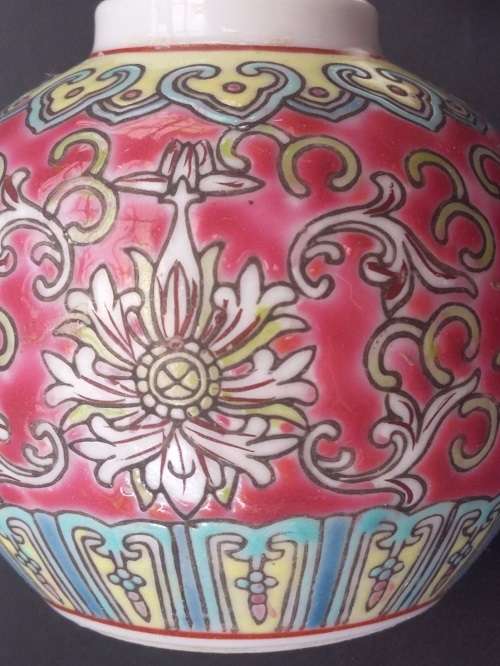 Gorgeous miniature ginger jar in perfect condition