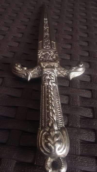 Stunning Letter opener / Dagger with amazing detail