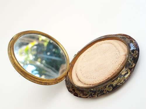 Antique Powder Compact made in France - Tortoise Shell and fine gold filigree design