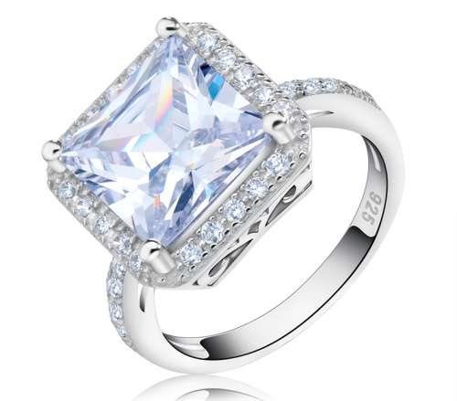 Amazing 4 carat Princess cut Simulated Diamond Ring. Size 6. Click to see stone used