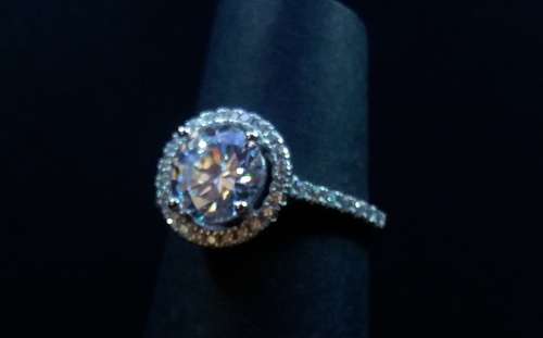 Amazing 2 carat Round cut Simulated Diamond Halo Ring. Size 8,P,P1/2