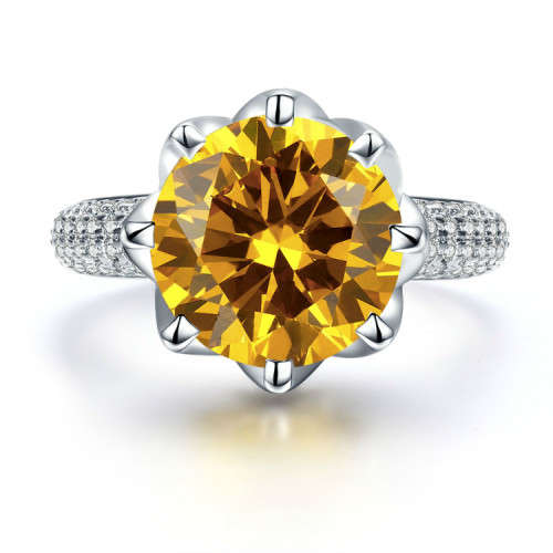 Amazing 6 carat Round cut Simulated Diamond Ring. Size 10