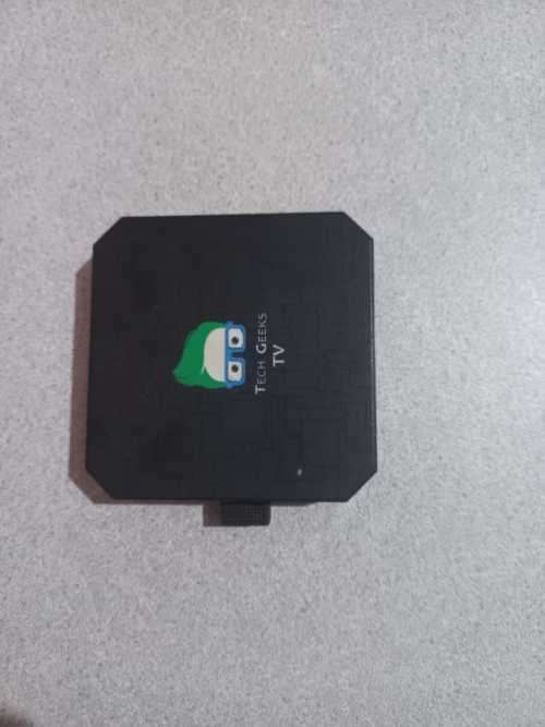 Tech Geeks 4K Android TV Box+Wireless Keyboard+DSTV Now & Netflix