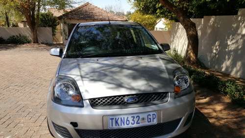 Ford Fiesta 1.6 Ambiente