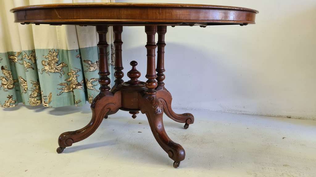 Victorian Oval Hall Table