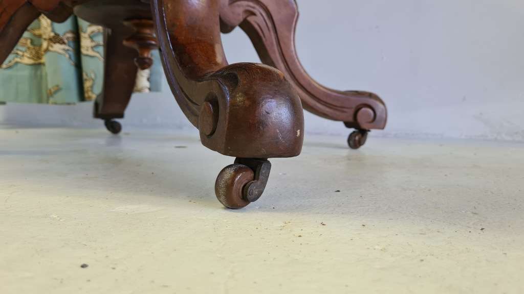 Victorian Oval Hall Table