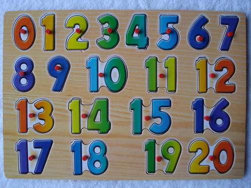 Wooden Puzzle With Knobs!! Numbers